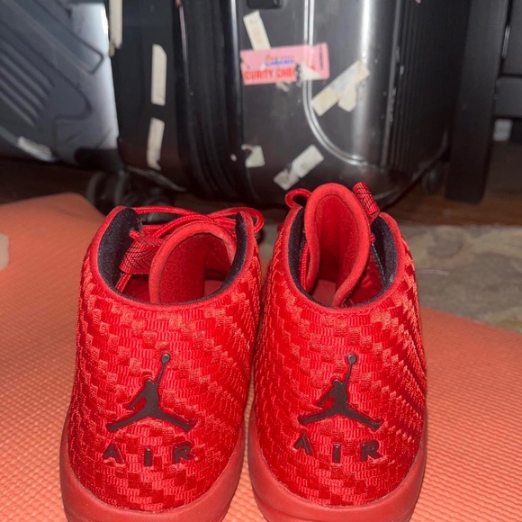 Nike Air Jordan Eclipse Chukka Woven Red Shoes - Picture 3 of 4